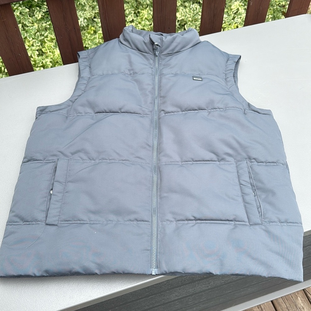 Bench Mens Puffer Vest XXL Grey in like new condition